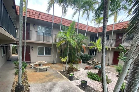 3050 NE 5th Ter # 10, Wilton Manors FL 33334