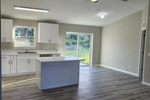 1034 PILGRIM ST, Lehigh Acres FL 33974