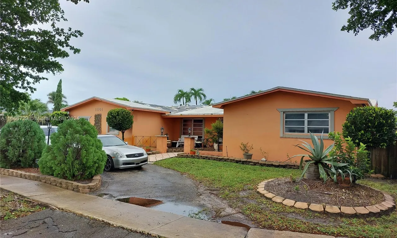 11101 NW 19th St, Pembroke Pines FL 33026