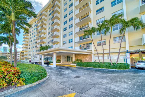 401 Golden Isles Dr # 908, Hallandale Beach FL 33009