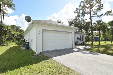 3744 28 Ave SE, Naples FL 34117