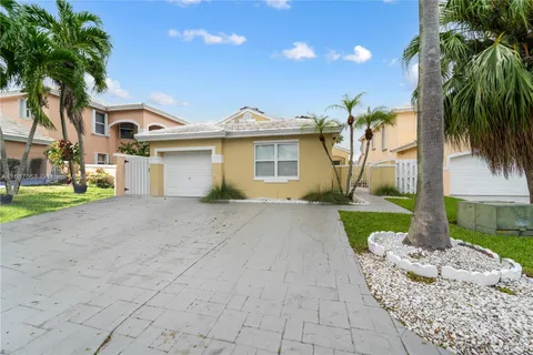 4770 SW 154th Ave, Miami FL 33185