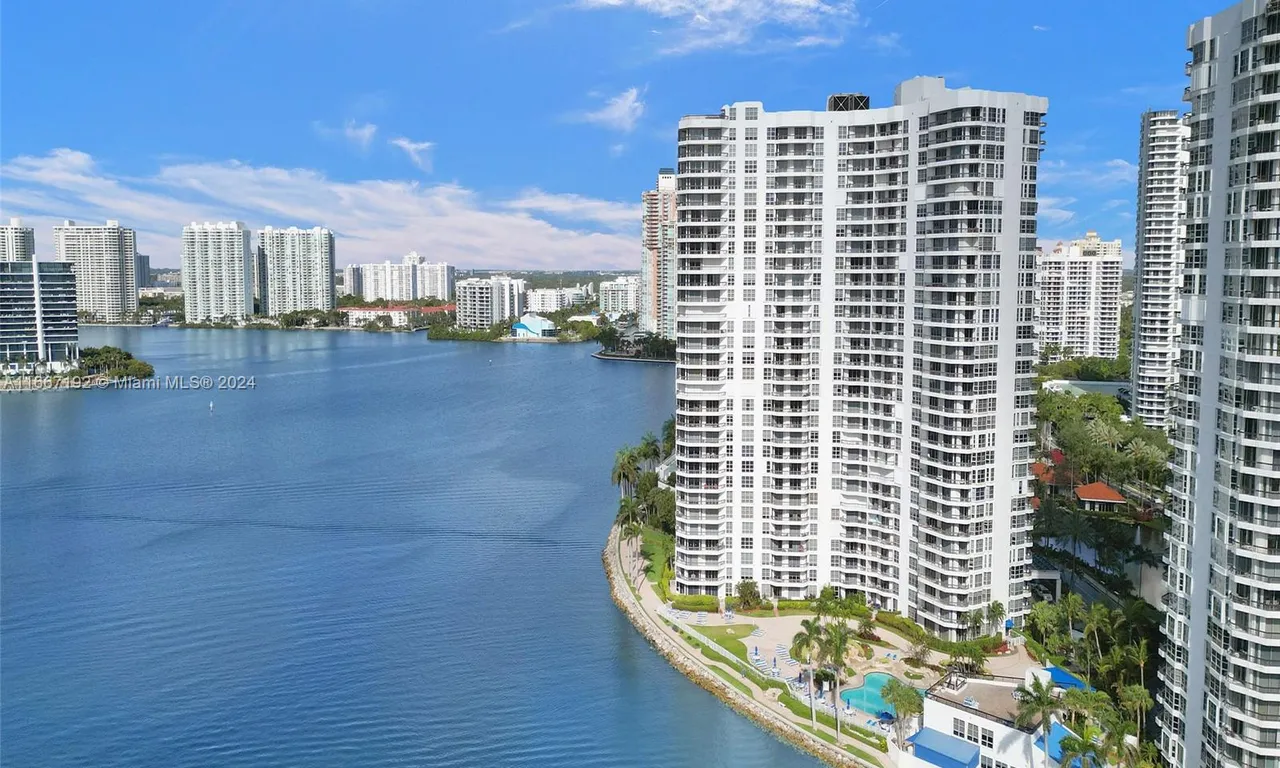 19101 NE 36th Ct # 203, Aventura FL 33180