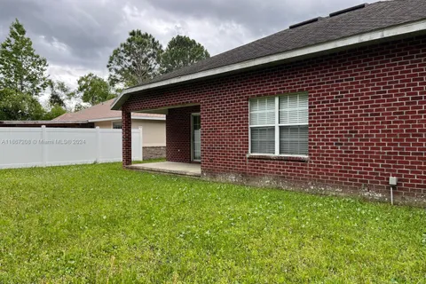 1049 SW Jaguar, Other City - In The State Of Florida FL 32025