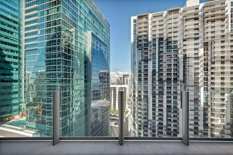 300 Biscayne Blvd Way # 3008, Miami FL 33131