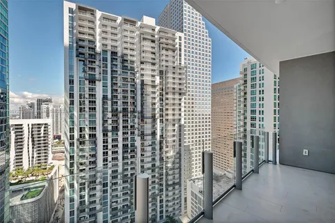 300 Biscayne Blvd Way # 3008, Miami FL 33131