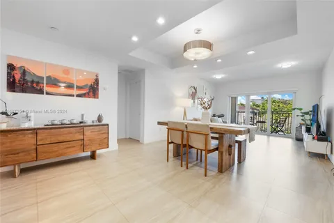 120 Salamanca Ave # 4A, Coral Gables FL 33134