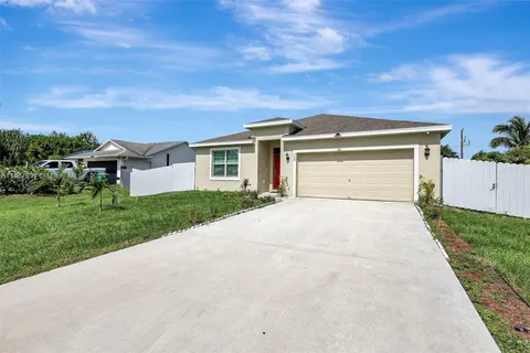 729 SW Lakehurst Dr, Port St. Lucie FL 34983