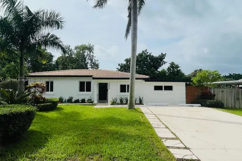 340 NW 140th St, Miami FL 33168