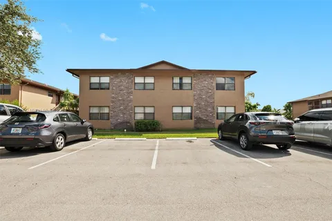 10053 Winding Lake Rd # 101, Sunrise FL 33351