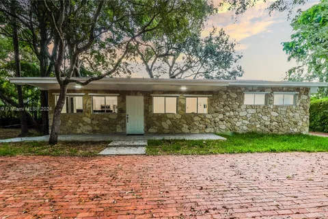 7031 SW 63rd Ct, South Miami FL 33143
