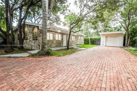 7031 SW 63rd Ct, South Miami FL 33143