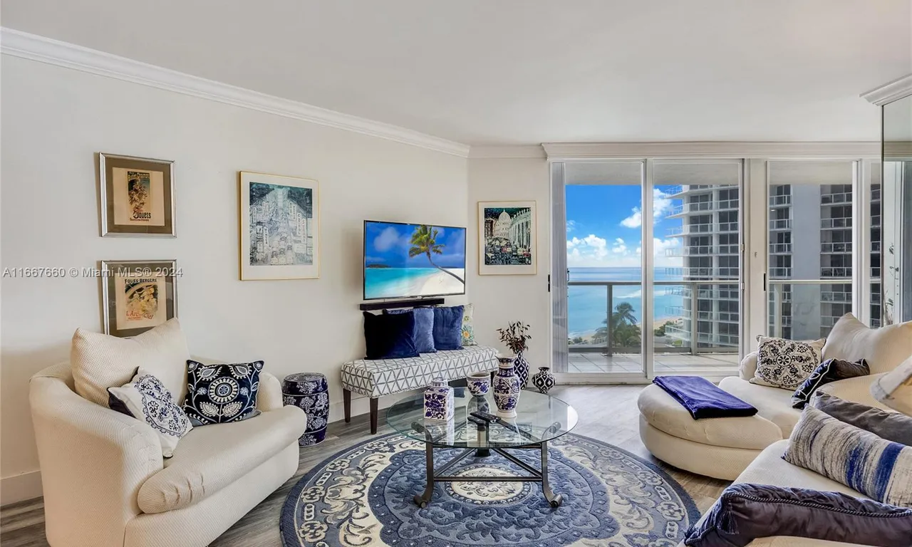 16445 Collins Ave # 922, Sunny Isles Beach FL 33160