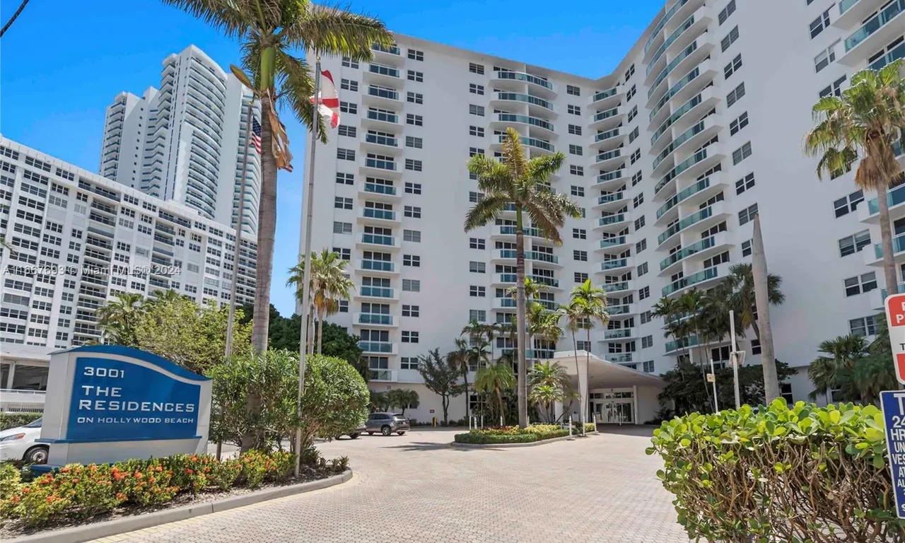 3001 S Ocean Dr # 307, Hollywood FL 33019