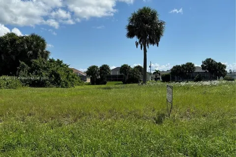 176 W W Pine Valley Ln, Other City - In The State Of Florida FL 33947