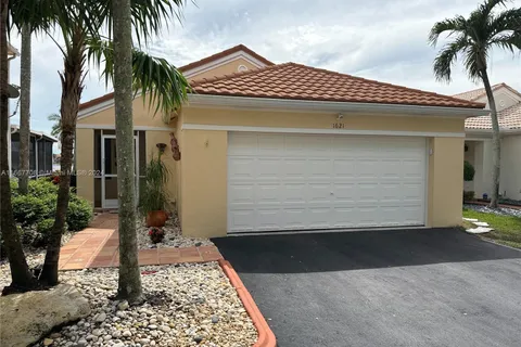 1621 Salerno Cir, Weston FL 33327