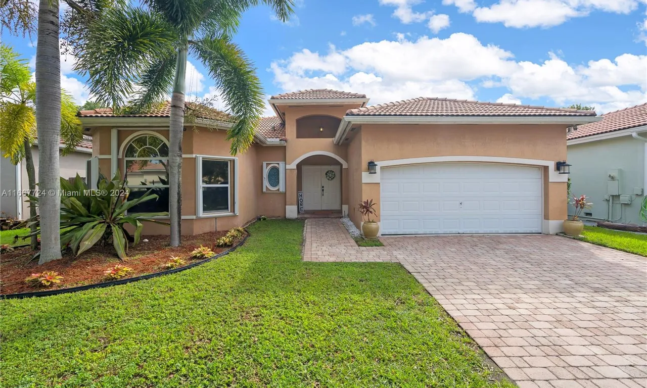 1821 SE 17th Avenue, Homestead FL 33035