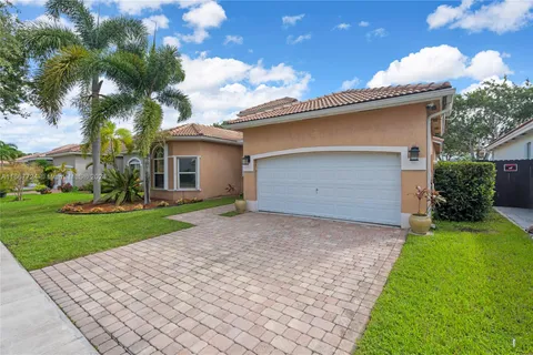 1821 SE 17th Avenue, Homestead FL 33035