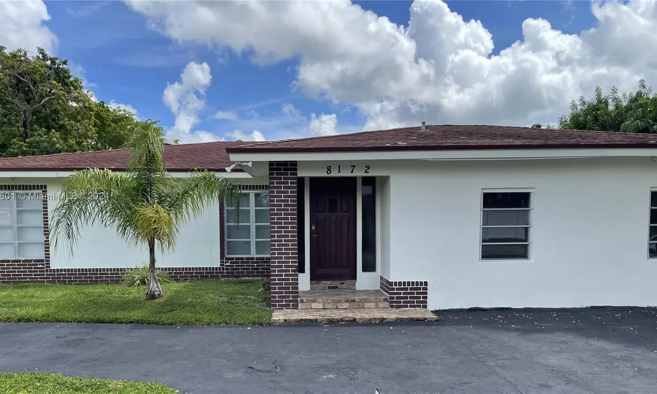 8172 NW 68th Ter, Tamarac FL 33321