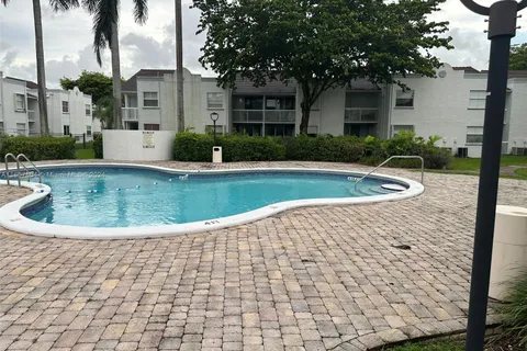 9747 NW 48th Ter # 327, Doral FL 33178