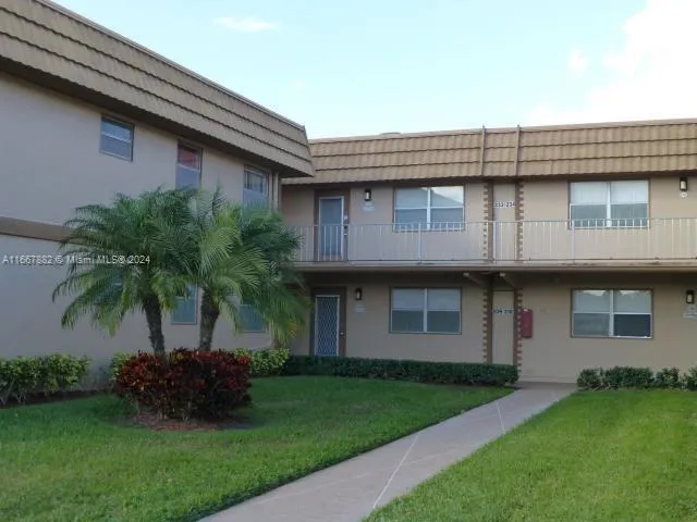 211 E Flanders  E # 211, Delray Beach FL 33484