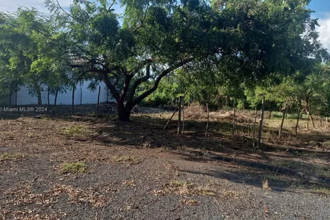 Puertas De Alicante, Carretera a Masaya, Nicaragua, MN