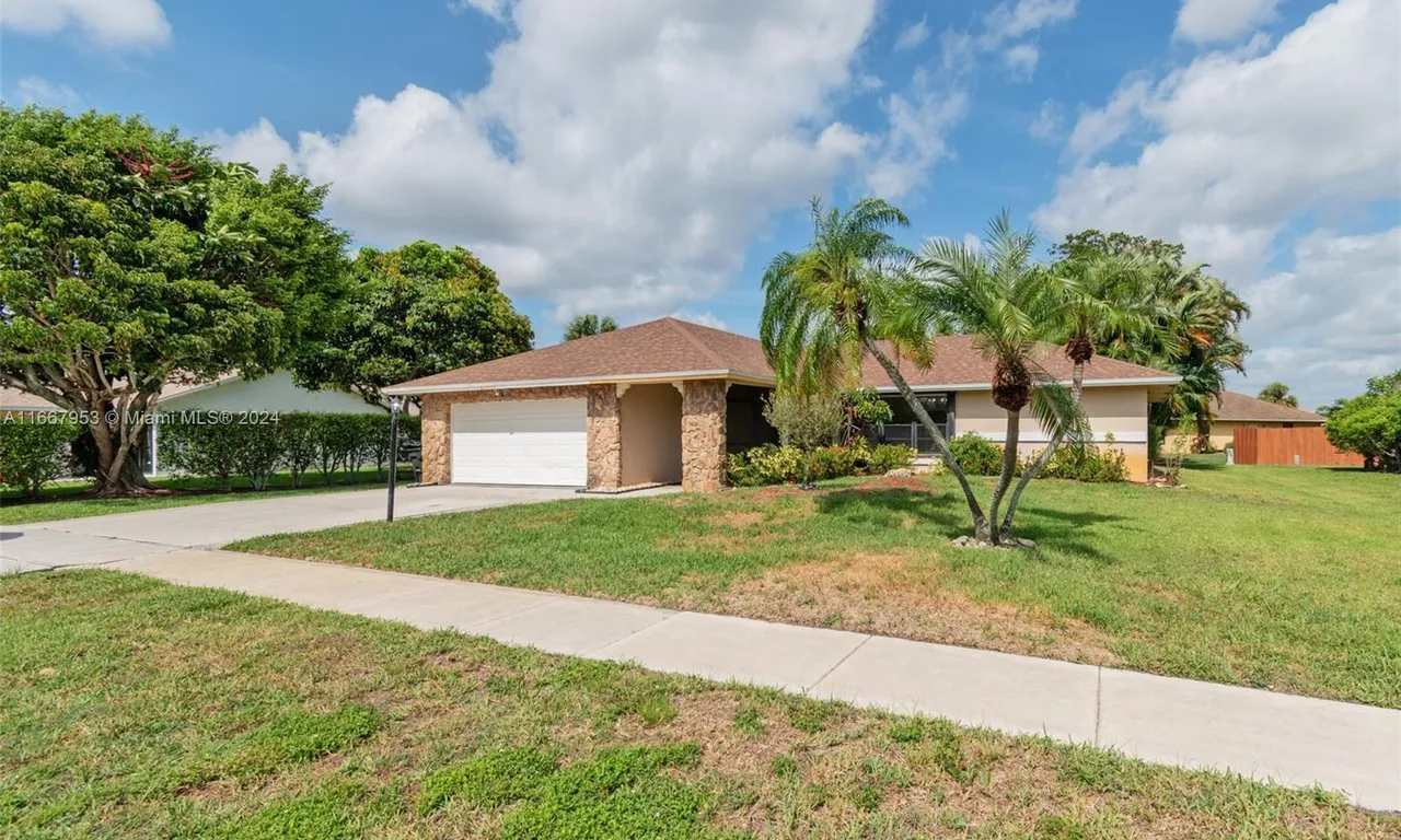 5123 CHELAN Way, Lake Worth FL 33467