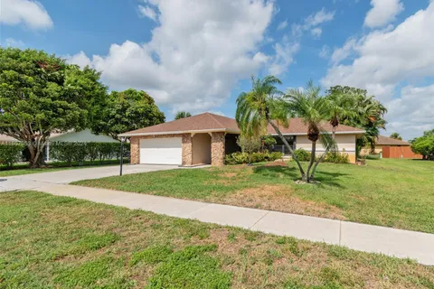 5123 CHELAN Way, Lake Worth FL 33467