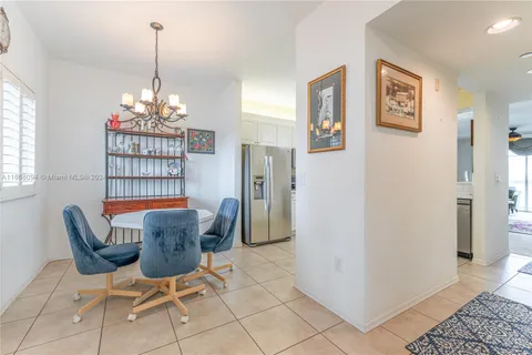 7715 Yardley Dr # 415, Tamarac FL 33321