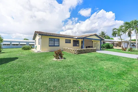 4701 Mainland Dr, Tamarac FL 33319