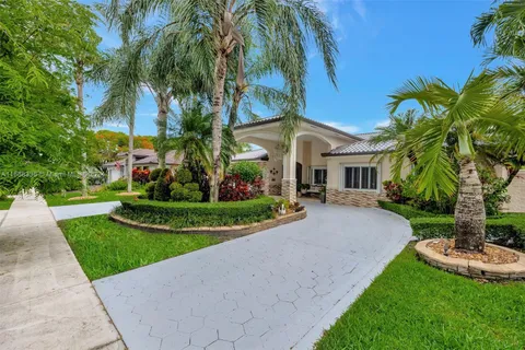 15430 SW 115th Ter, Miami FL 33196