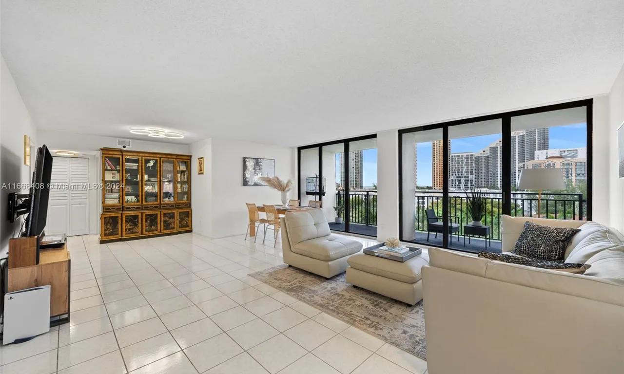 17720 N Bay Rd # 802, Sunny Isles Beach FL 33160