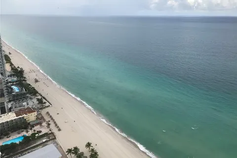 18201 Collins Ave # 5104, Sunny Isles Beach FL 33160