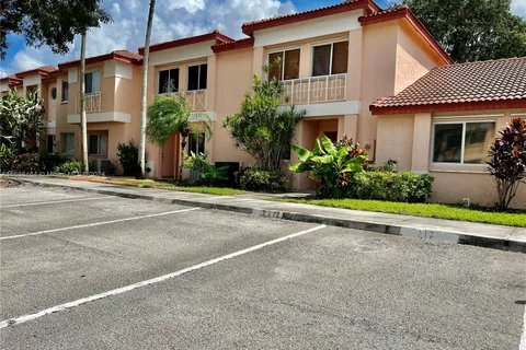 717 NW 208th Dr # 717, Pembroke Pines FL 33029