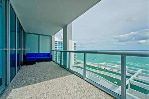 6799 Collins Ave # 1005, Miami Beach GA 31141