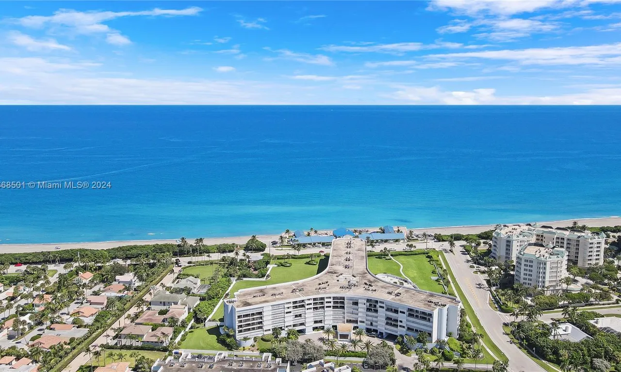 1300 S Highway A1a # 425, Jupiter FL 33477