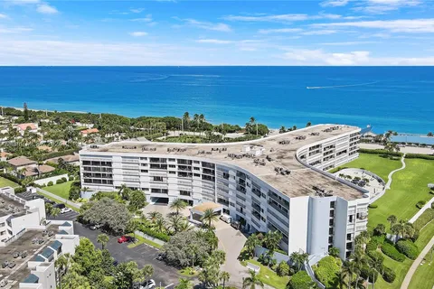 1300 S Highway A1a # 425, Jupiter FL 33477