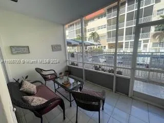 2097 S Ocean Dr # 104, Hallandale Beach FL 33009