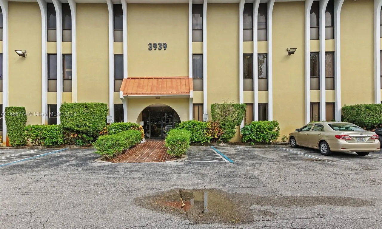 3939 Hollywood Blvd # 1, Hollywood FL 33021