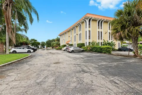 3939 Hollywood Blvd # 1, Hollywood FL 33021