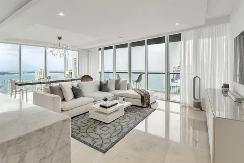 495 Brickell Ave # 3101, Miami FL 33131