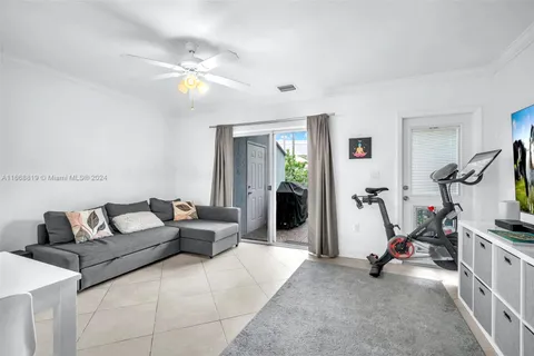 798 Crandon Blvd # 7C, Key Biscayne FL 33149