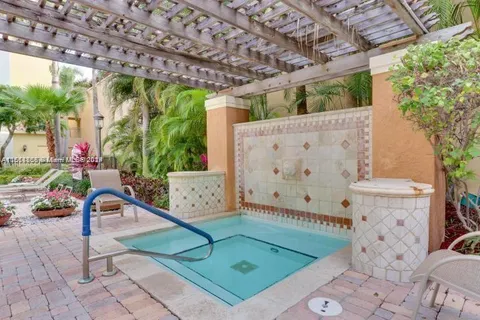 720 S Sapodilla Ave # 508, West Palm Beach FL 33401