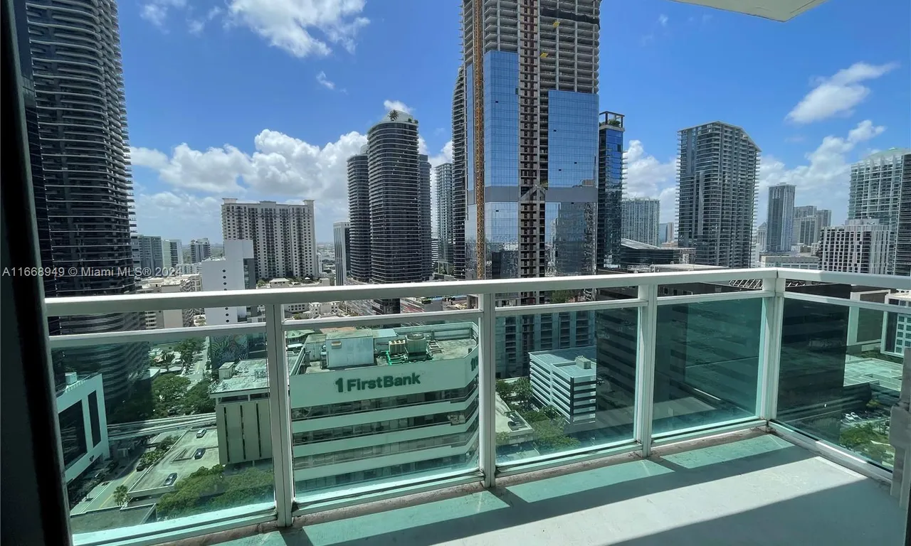 951 Brickell Ave # 2503, Miami FL 33131