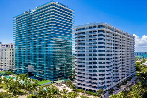 10205 Collins Ave # 207, Bal Harbour FL 33154