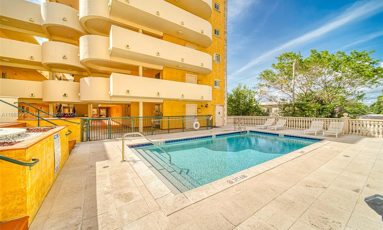 8888 Collins Ave # 201, Surfside FL 33154