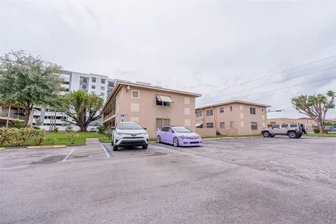 259 E 4th Ave # 1, Hialeah FL 33010