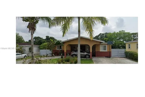 340 NW 146th St, Miami FL 33168