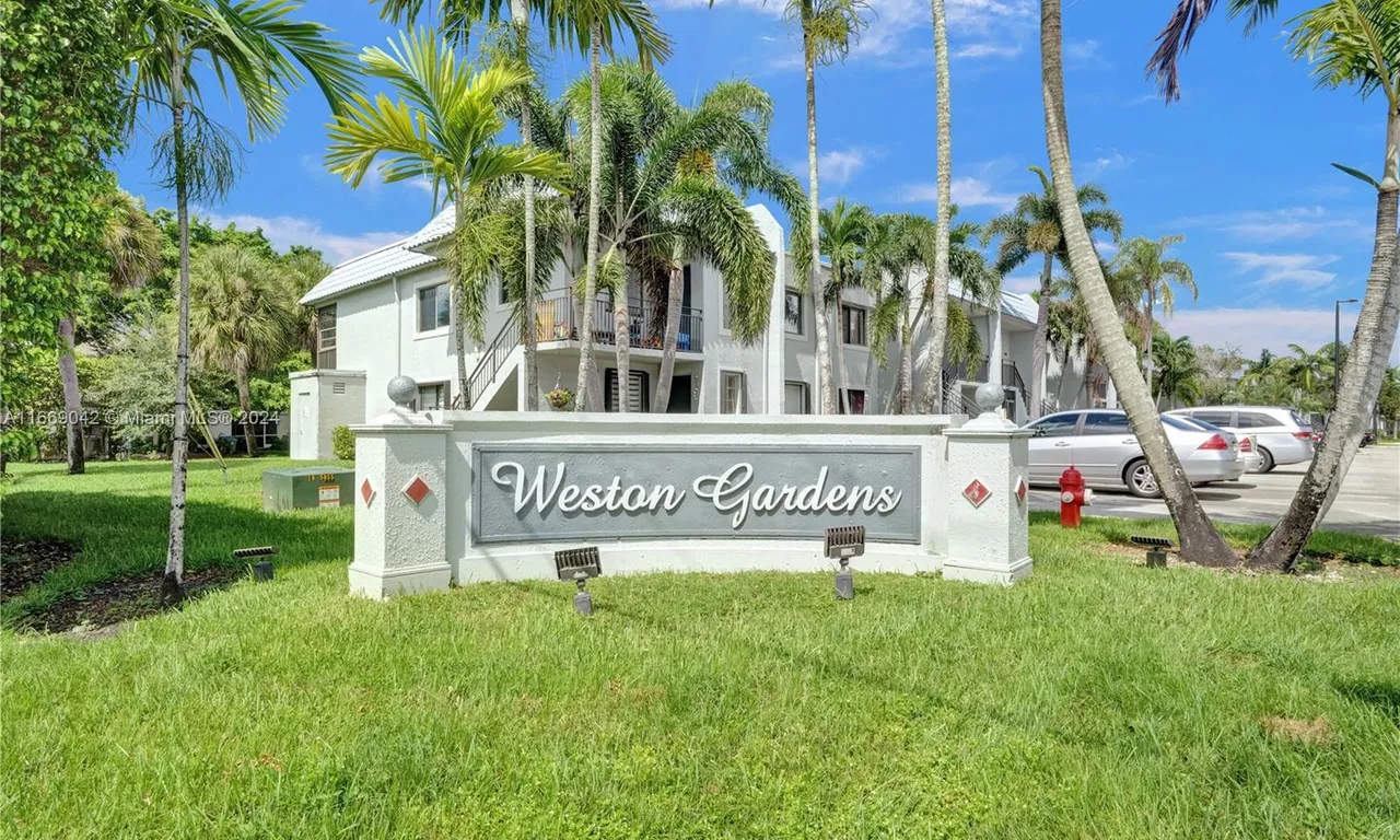 16561 Blatt Blvd # 204, Weston FL 33326