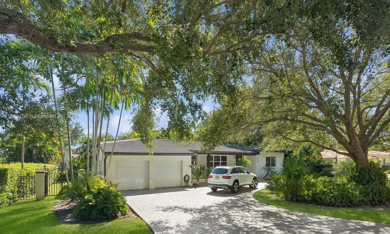 4103 Anderson Rd, Coral Gables FL 33146